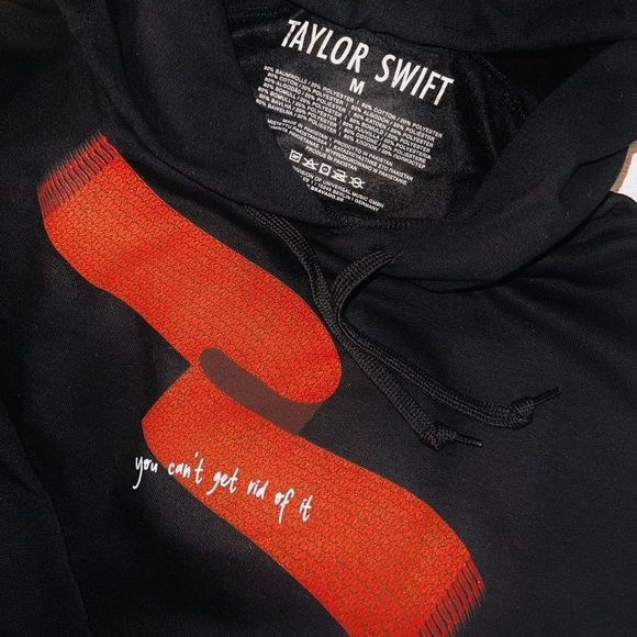 *RARE* Taylor Swift- “You Can't Get Rid of It” RED Scarf Hoodie - Picture 2 of 10